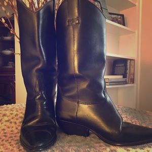 Black Cowboy Boots